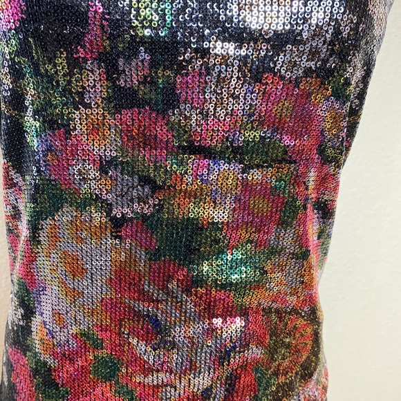 Verve Black Rose Floral Sequin Sweater Tank Top Size Medium - Picture 4 of 8